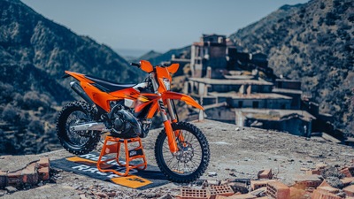 KTM EXC 2026: arriva la nuova gamma enduro