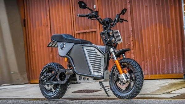 NKD: La moto elettrica in plastica riciclata