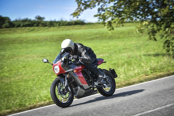 F.B. Mondial Pagani, piccola con stile