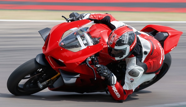 Ducati Panigale V4S: come cambia la 1100 bolognese