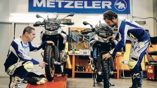 BMW GS Trophy Oceania: gli pneumatici Metzeler Karoo 3