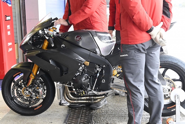 Honda CBR1000RR-R: il lato "hot" della Fireblade in versione SBK