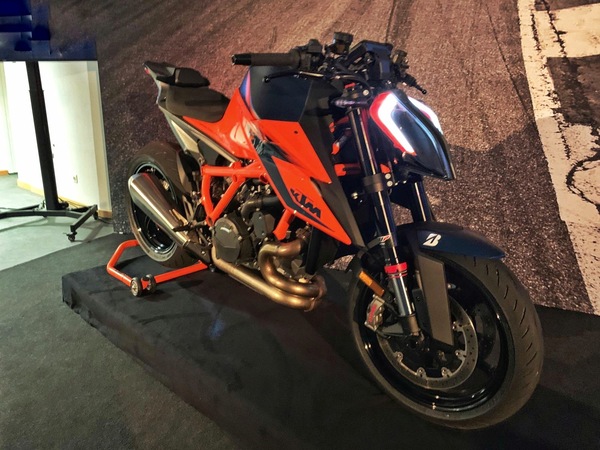 KTM 1290 Super Duke R 2020: come cambia The Beast 3.0