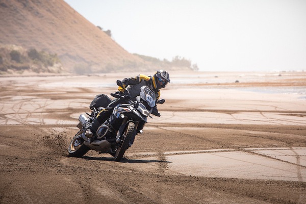 BMW GS Trophy 2020: l'avventura è iniziata