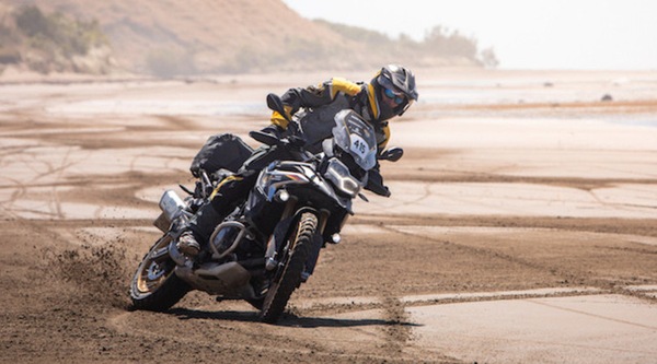 BMW GS Trophy 2020: l'avventura è iniziata