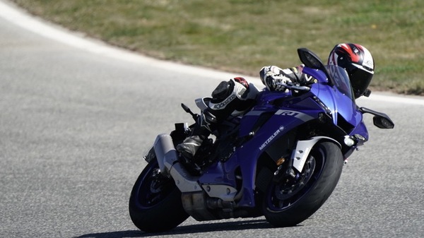 TEST Metzeler Sportec M9 RR: è nata una stella