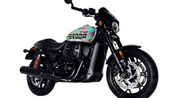 Harley-Davidson Street Rod, versione "steampunk" per il Giappone