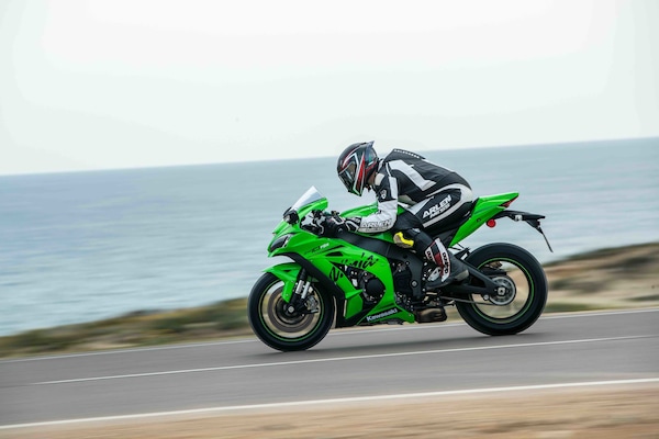 Kawasaki Ninja ZX-10 RR, LE FOTO DELLA COMPARATIVA