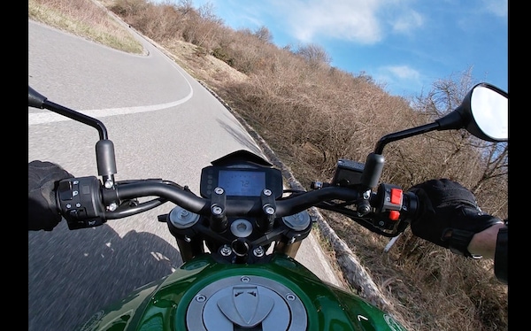 Lezioni di guida InMoto, parte 4: le traiettorie