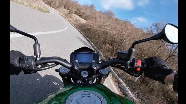 Lezioni di guida InMoto, parte 4: le traiettorie