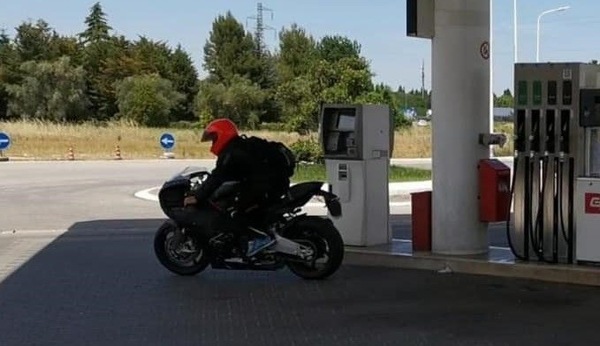 Bimota KB4, collaudi su strada per la sportiva riminese