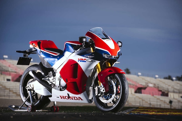 Honda V4: ritorno di fiamma per la MotoGP replica?