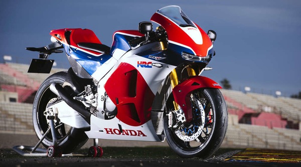 Honda V4: ritorno di fiamma per la MotoGP replica?