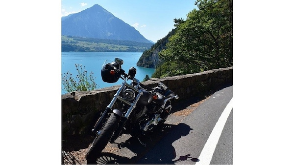 Michelin cerca motociclisti per un tour estivo in Francia
