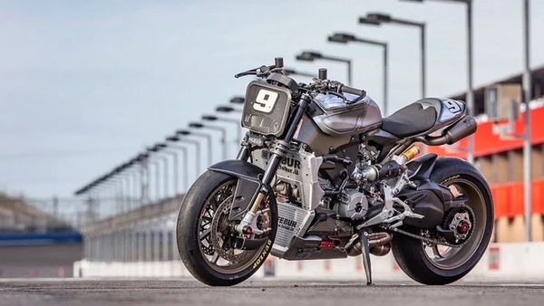 Ducati 1199 Superleggera "The Super", special estrema di Roland Sands