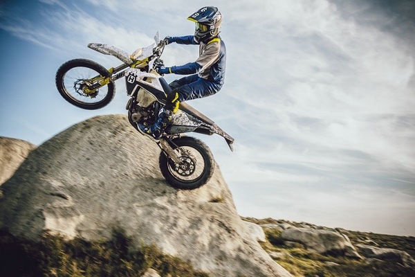 Husqvarna lancia la nuova gamma enduro 2021