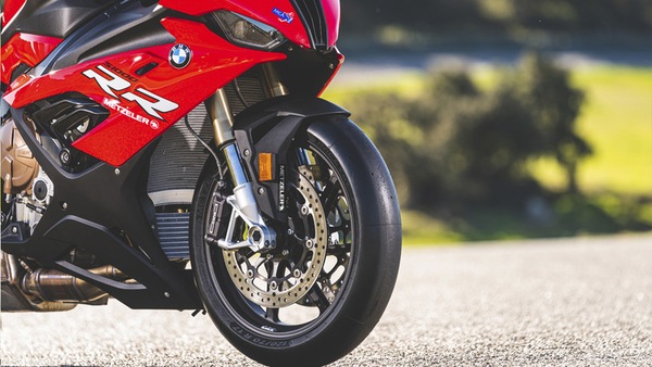 Metzeler Racetec TD Slick: animale pronto pista