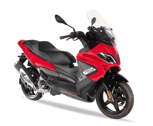 Malaguti Madison 300: promozione per i 90 anni del marchio