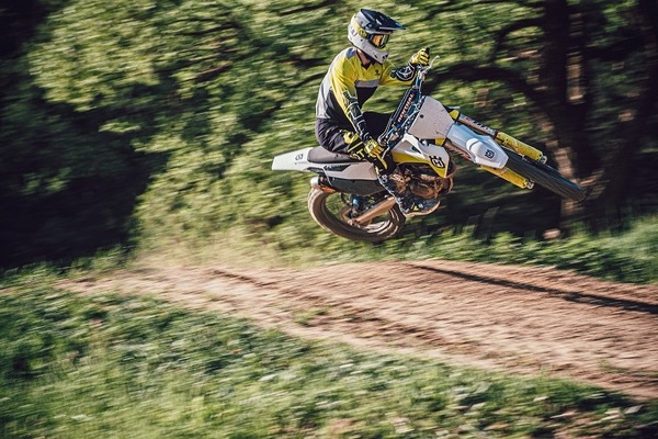 Husqvarna, la gamma motocross 2021 per adulti e bambini