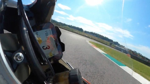 Si vola al Mugello con la Ducati Panigale Superleggera V4 VIDEO