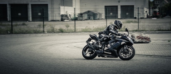 Corse clandestine, oltre 150 moto "beccate" nel padovano