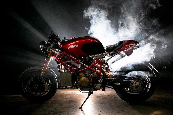 Ducati Hypermotard, più aggressiva con Cowboy's Chopper