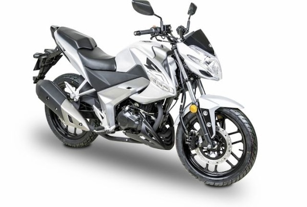 Kymco Visar 125, la naked piccola e conveniente