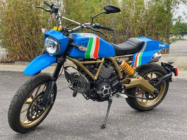 Ducati Scrambler by Grime, tricolore e anni '80
