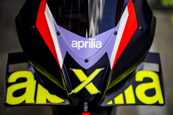 Aprilia: Tuono V4X sbanca al botteghino, esauriti i primi 10 esemplari