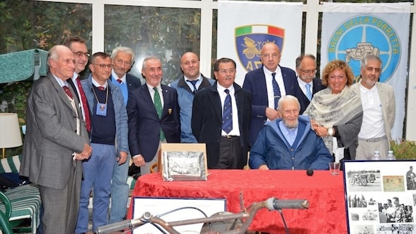 ASI certifica le moto del Giro del Mondo di Tartarini e Monetti