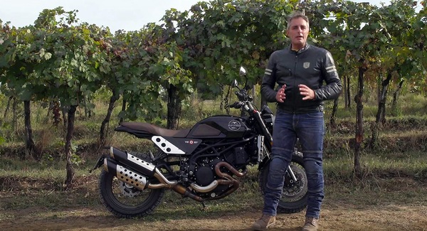 Video-Prova Moto Morini Super Scrambler: the analogic game!