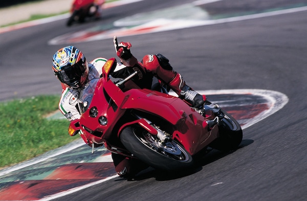 Rewind, Ducati 999: grande incompresa
