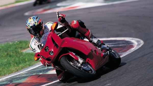 Rewind, Ducati 999: grande incompresa