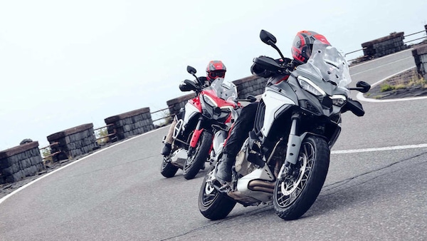 Ducati Multistrada V4 e V4 S: aspirante regina