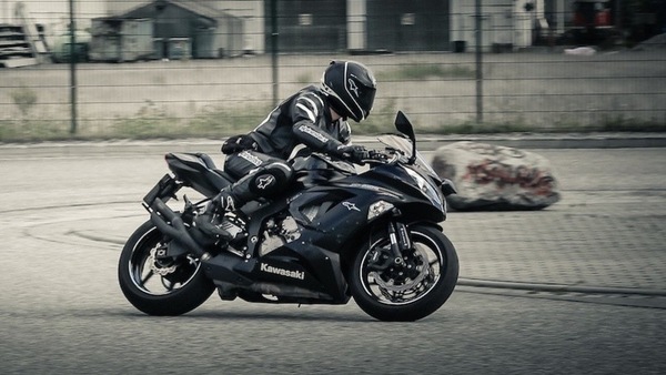 Multe e due ruote: le infrazioni più frequenti tra i motociclisti