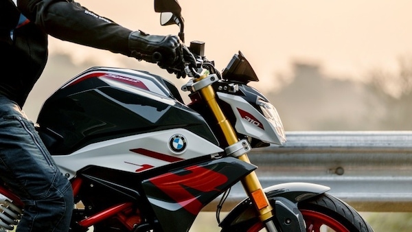 Nuova BMW G 310 R: la piccola Roadster si aggiorna, ora Euro 5