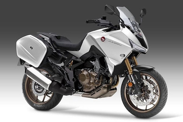 Honda CB1100X, novità crossover in arrivo nel 2022?