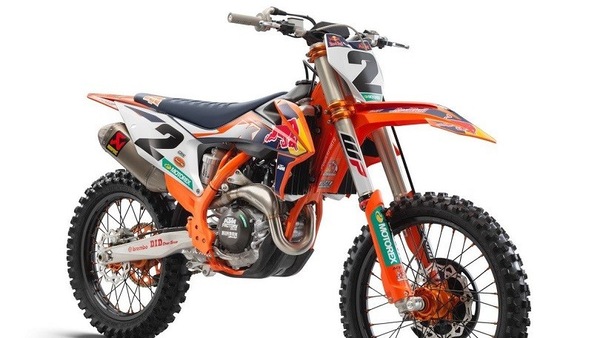 KTM 450 SX-F Factory Edition, dalle competizioni alla strada