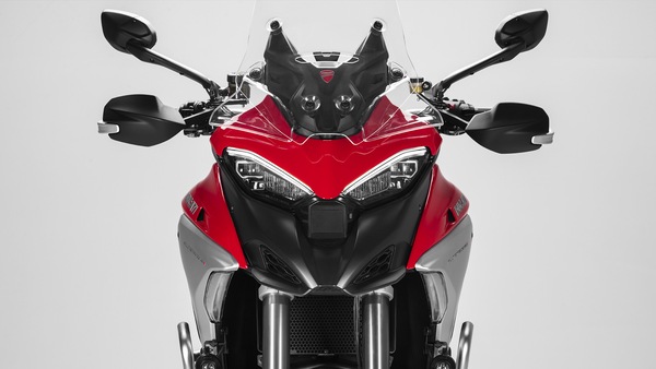 Design moto, il trend: semplice, tecnologico e “bio”