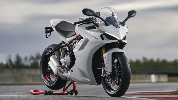 Ducati: la nuova SuperSport 950 in concessionaria a febbraio