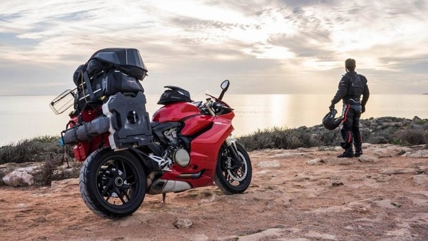 Viaggiare con la supersportiva: avventura o follia?