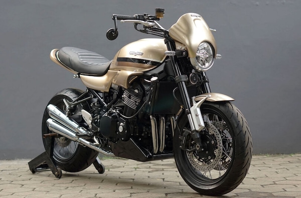 Kawasaki Z900RS, special dorata