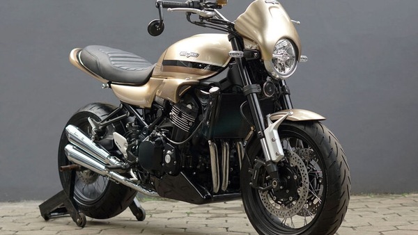 Kawasaki Z900RS, special dorata