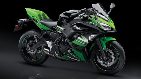 Kawasaki, sul piatto l'ipotesi di una nuova media (carenata o naked?)