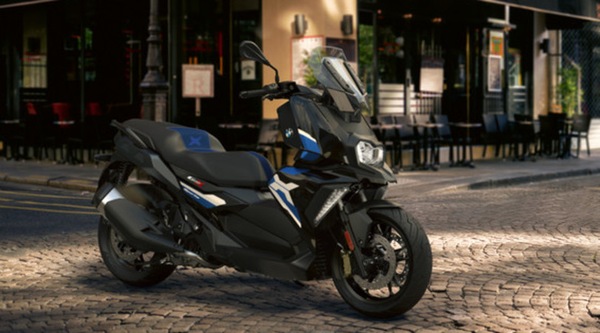 BMW C 400 X e GT, scooter rinnovato per il 2021