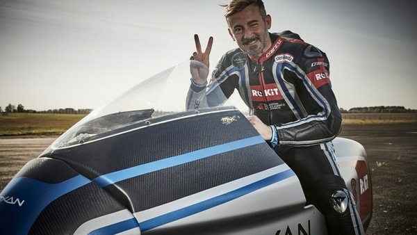 Max Biaggi pronto a battere... se stesso