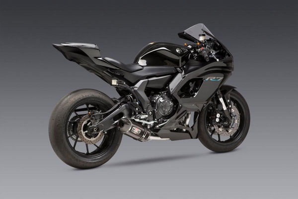 Yamaha R7: più "cattivella" con lo scarico Yoshimura
