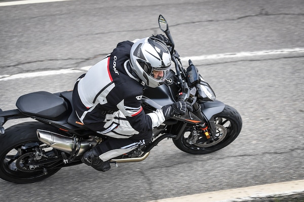 In Moto Consiglia: curve in sequenza VIDEO