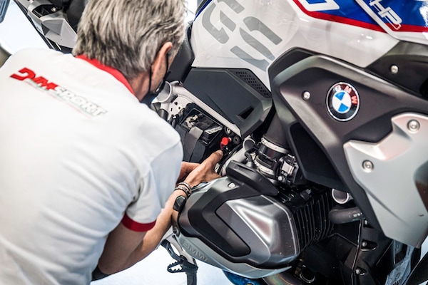 Rapid Bike Smart: l'asso nella manica per cucirsi la moto addosso