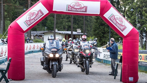 Al via da Olbia la 20.000 Pieghe: racconta il tuo viaggio sulle pagine di In Moto